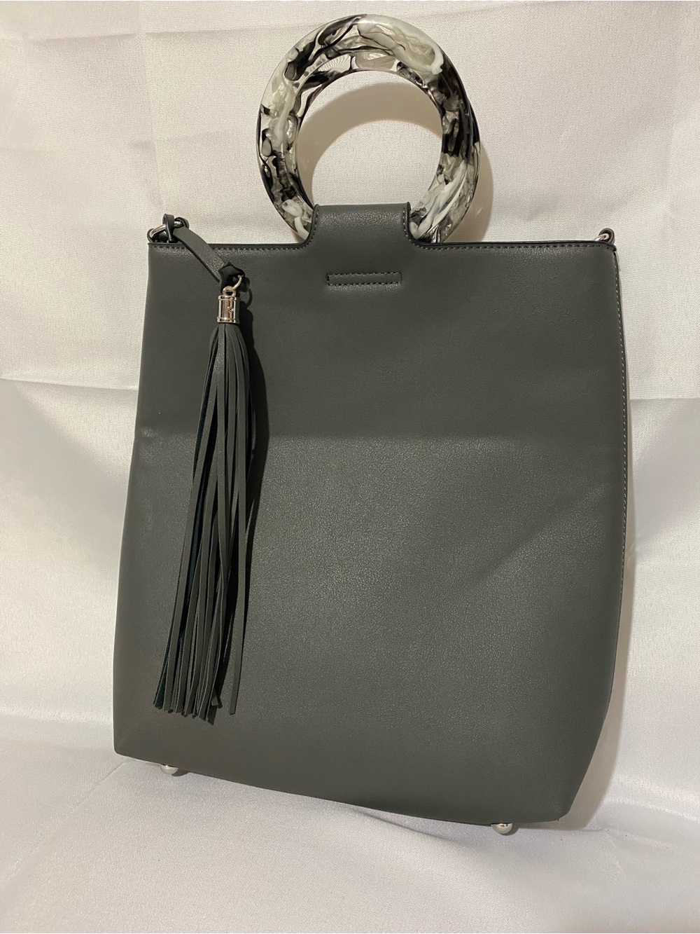 Marble-Handle Gray Tote with Tassel Accent
